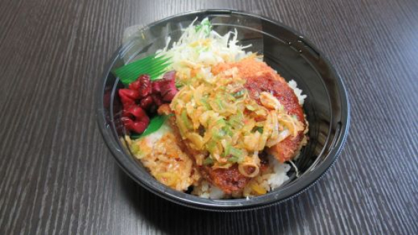 ねぎラーチキンカツ丼