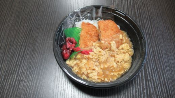 玉子とじカツ丼